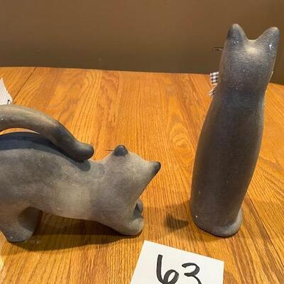 2 Cats