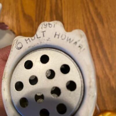 Holt Howard Cozy Kitten Salt and Pepper shakers