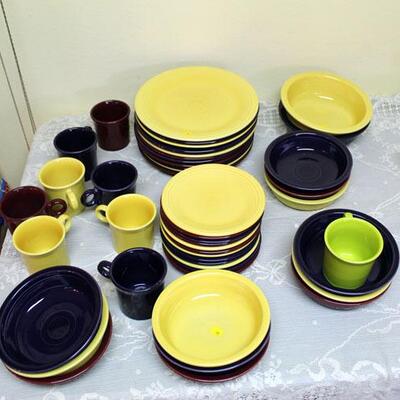 42 piece collection of Fiesta ware (#93)