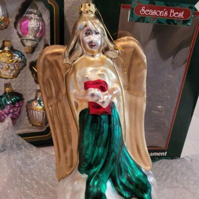 Lot 677: Assorted Vintage Glass Christmas Ornaments 