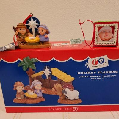 Lot 682: Assorted LITTLE PEOPLE Christmas Deco + Baby Ornament 