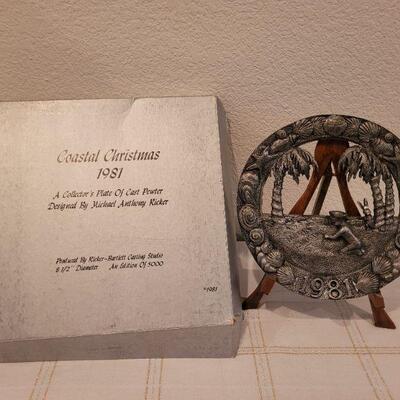 Lot 685: Vintage 1981 COASTAL CHRISTMAS Pewter Plate by Michael Ricker 