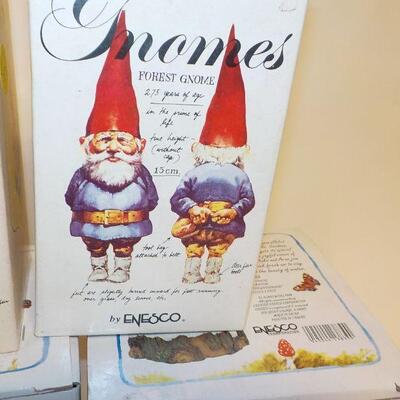 New in Boxes " Gnomes" (4) Xmass special. "Enesco".