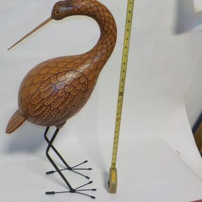 2 ft. Latin American Wild Pelican Statue" Hand made.