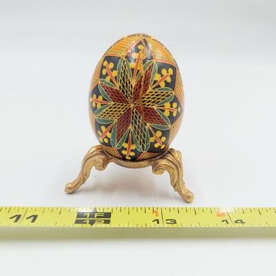 VINTAGE DECORATED COLLECTABLE EGG