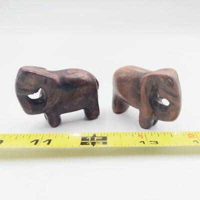 LITTLE STONE ELEPHANTS
