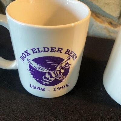 #632 Box Elder Bees Cups - Newer 