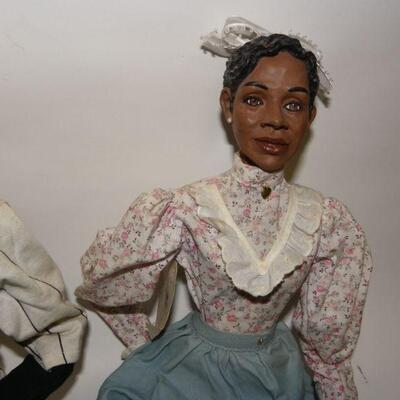 Collectable " Daddy Long Legs Baseball Player and wife. long legged Black figurine Dolls.
