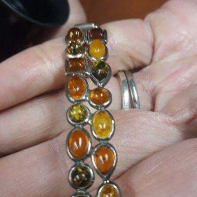 Amber Jewelry Set