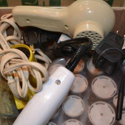 LOT 116 HAIR CARE EQUIPMENT AND BLOOD PRESSURE MACHINE