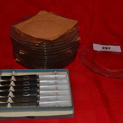LOT 297 GLASS PLATES AND KNIVE SET