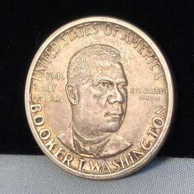 Lot 1 - 1946 Booker T. Washington Commemorative Coin