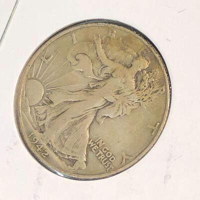 Lot 22 - 1942 Liberty Walking Half Dollar