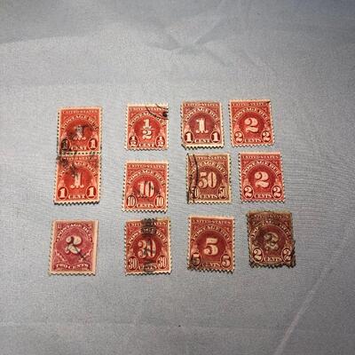 Lot 26 - 12 US Postage Due Stamps