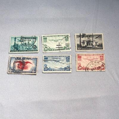 Lot 29 - 6 US Air Mail Stamps 