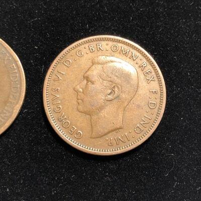 Lot 34 - 1917 and 1942 British Half Penny