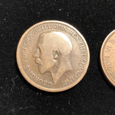 Lot 34 - 1917 and 1942 British Half Penny