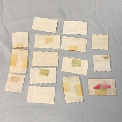Lot 38 - 15 US Stamps from 1960