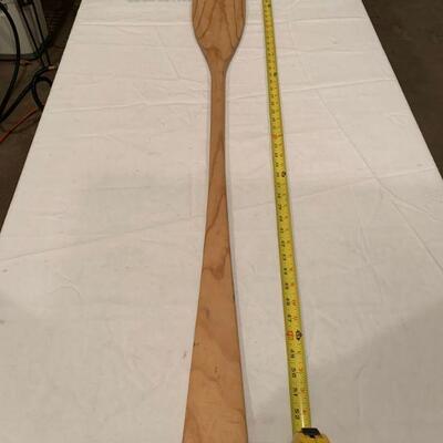 Perfect vintage oar to make a cabin sign