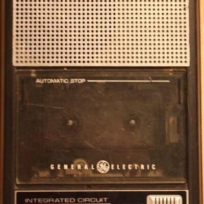 Vintage General Electric cassette recorder