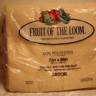 Blanket, Fruit of the Loom 