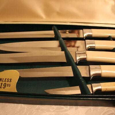 Vintage Knive Set