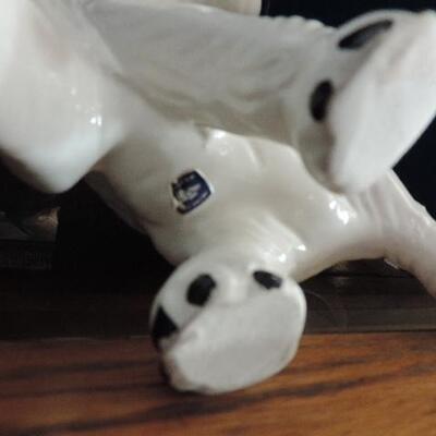 ELEPHANT FIGURINES
