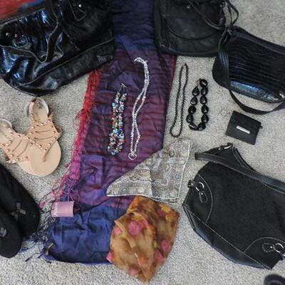 LADIES ACCESSORIES 