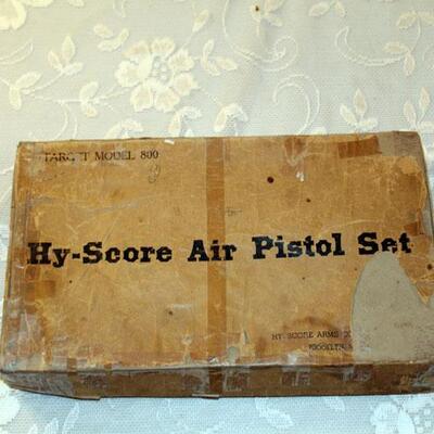 Vintage HY-Score air pistol, in box