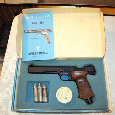 Vintage Smith & Wesson 78G CO2 pistol, in original box
