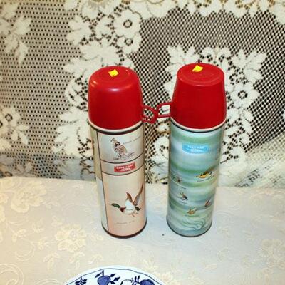 Pair of vintage hunting fishing theme thermoses (#50)