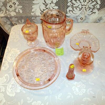 Six pieces pink depression glass (#59)