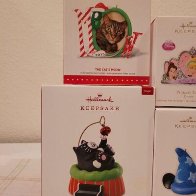 Lot 690: Assorted Hallmark Christmas Ornaments 