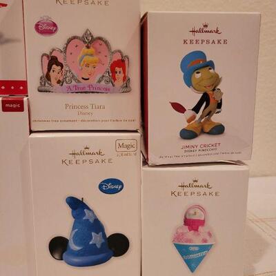 Lot 690: Assorted Hallmark Christmas Ornaments 