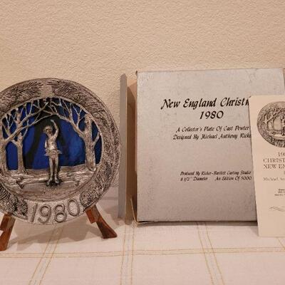 Lot 697: Vintage 1980 CHRISTMAS IN NEW ENGLAND Pewter Plate 