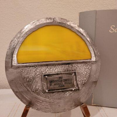 Lot 700: Vintage 1982 SOUTHWESTERN CHRISTMAS Pewter Plate