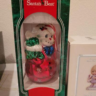Lot 702: ASSORTED Christmas Ornaments and Music Box 
