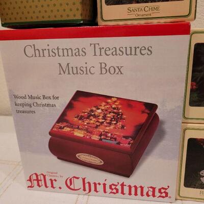 Lot 707: Assorted Christmas Ornaments and MUSIC BOX