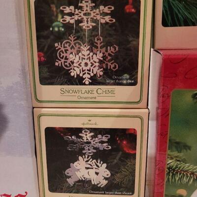 Lot 707: Assorted Christmas Ornaments and MUSIC BOX