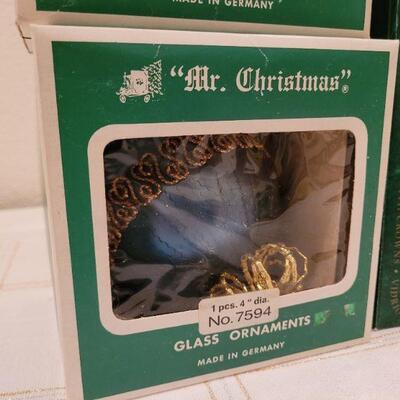 Lot 709: Assorted Vintage Glass Christmas Ornaments 