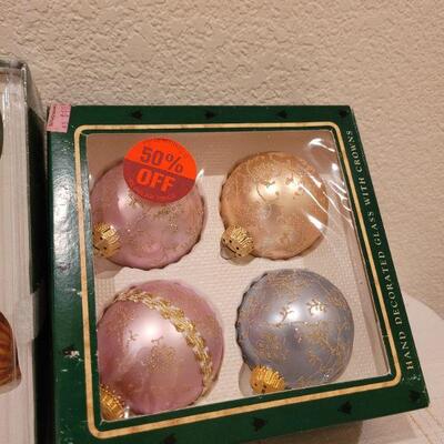 Lot 710: Assorted Hallmark and Glass Christmas Ornaments 