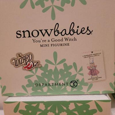 Lot 713: Assorted Dept 56 Snowbabies Christmas Figures 