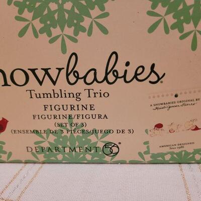 Lot 715: Assorted Dept 56 Snowbabies Christmas Figures 