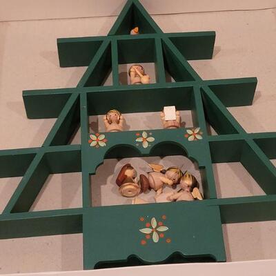 Lot 720: Vintage Wood Christmas Tree w/ Figures ðŸŽ„ and Christmas Ornaments 