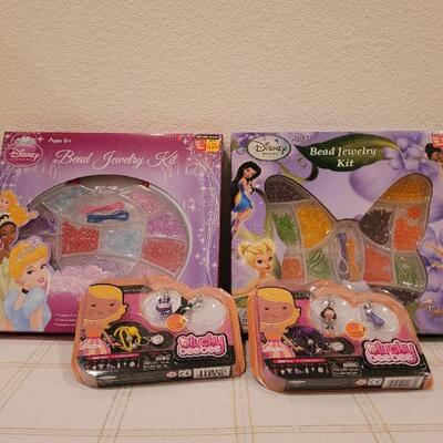 Lot 724: Assorted Princess NEW Gifts