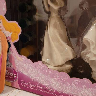 Lot 726: Assorted Princess NEW Gifts
