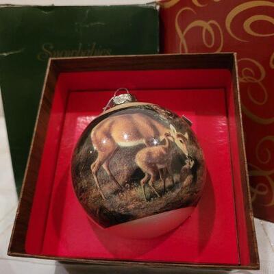 Lot 732: Assorted Christmas Ornaments and Deco