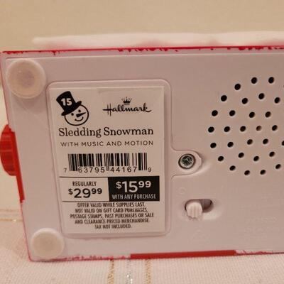 Lot 733: Group of NEW Hallmark Snowman Animated Synchronized Trains w/ Backlit Tree Accent TESTED A+