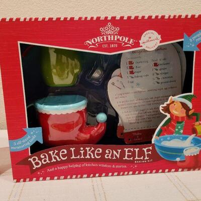Lot 744: NEW Elf Toy + Christmas Book