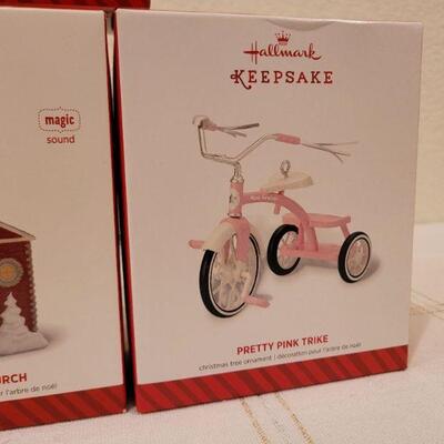 Lot 746: Assorted Hallmark Christmas Ornaments 